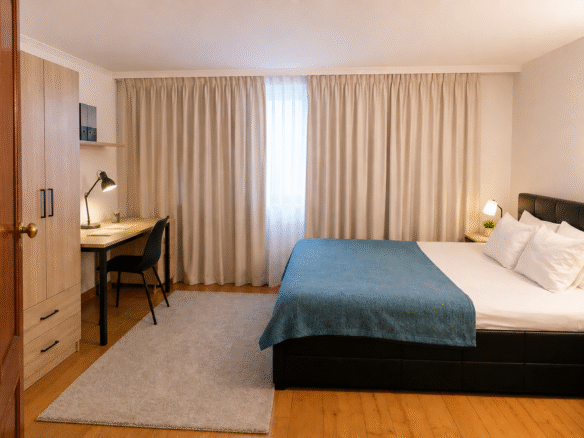 Appartement Chaleureux au Design Scandinave – Ambiance Bois & Confort