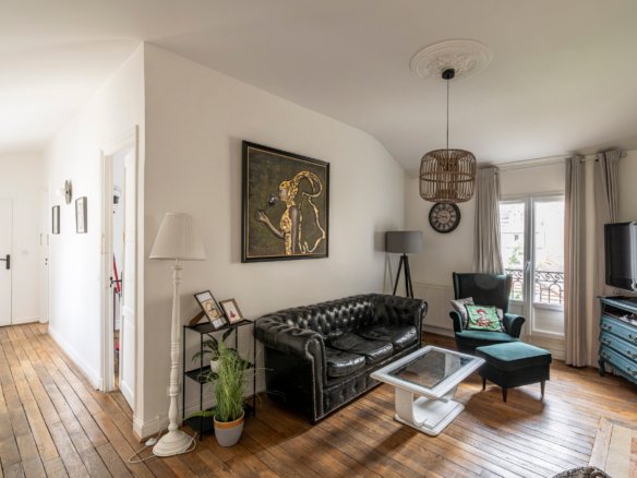 REIMS HYPERCENTRE : Appartement T3 meublé